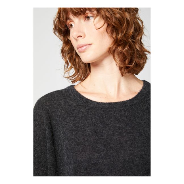 Razpark Crew Neck Wool Jumper | Gris Oscuro