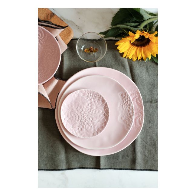 Blanca Floral Lace Plates - Set of 2 | Pale pink