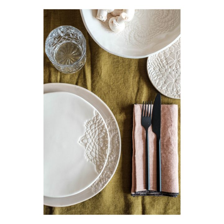 Blanca Crochet Lace Plates - Set of 2 | Chalk- Product image n°1