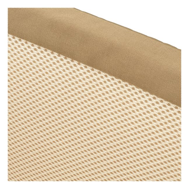 Moisés Ámbar  | Beige