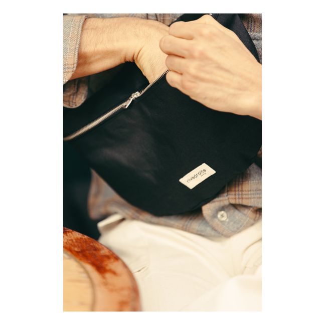 Banane Custine XL en cuir enduit water resistant | Noir
