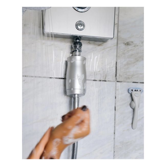 Filtre de douche traitant les eaux dures | Inox