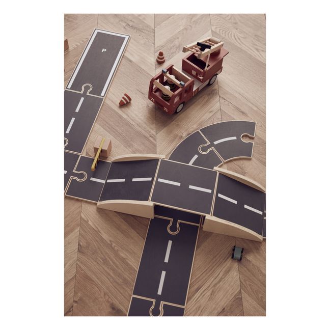 Pista per automobili in legno