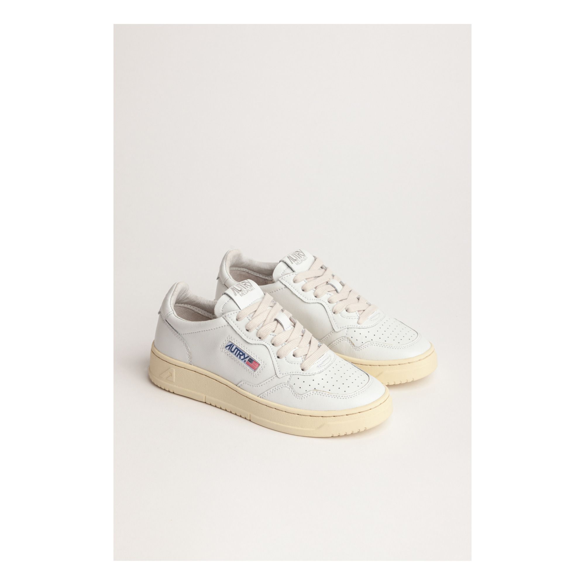 Medalist Low-Top Sneakers