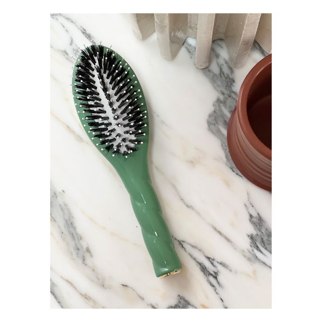 N°03 The Essential Soft Hairbrush - Sensitive Scalp | Almond green