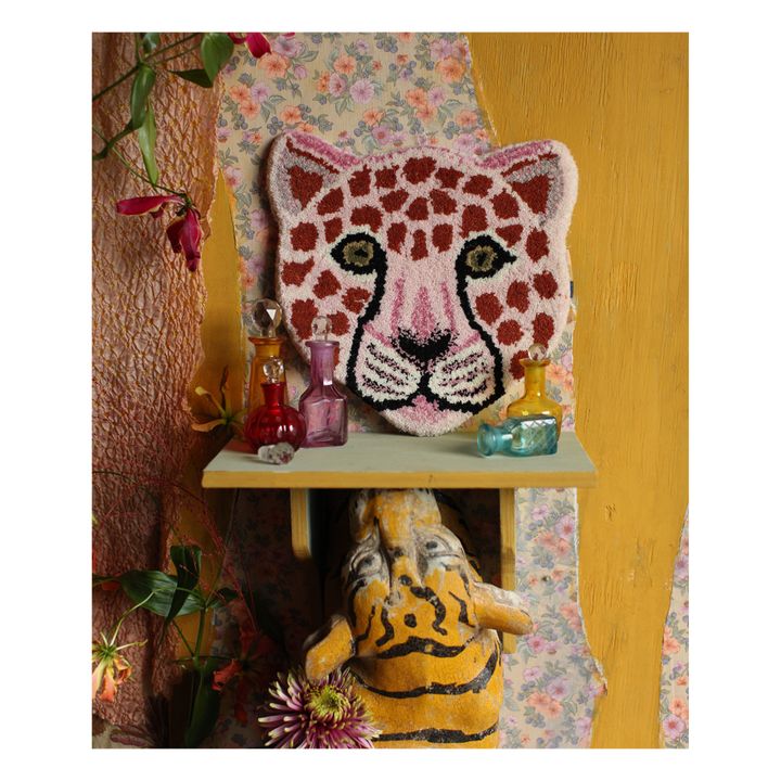Alfombra de lana con cabeza de leopardo Pinky | Rosa- Imagen del producto n°1