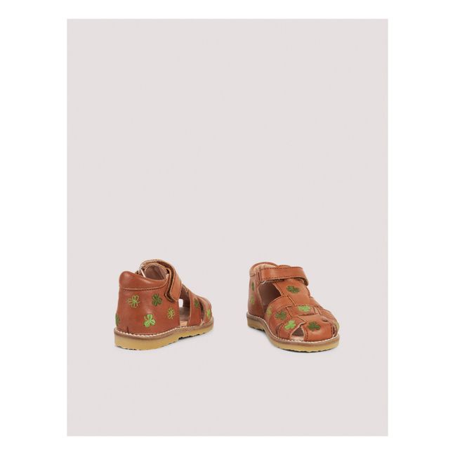 Sandales Brodées Trèfles x Capsule Uniqua | Cognac