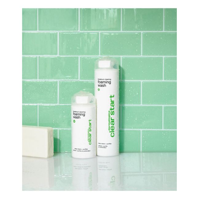 Gel nettoyant anti-imperfections
