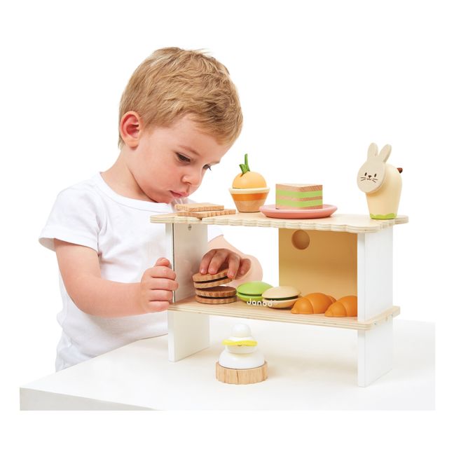 Pastry stand
