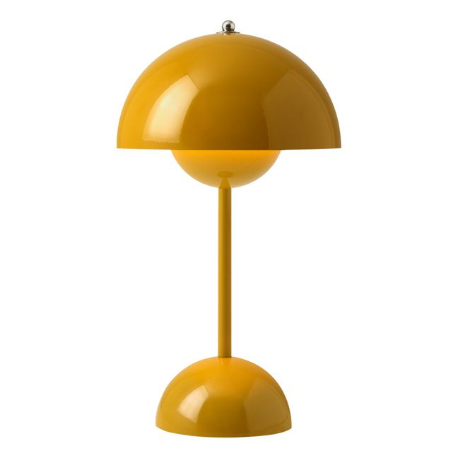 Lampe à poser portative Flowerpot VP9, Verner Panton | Mustard