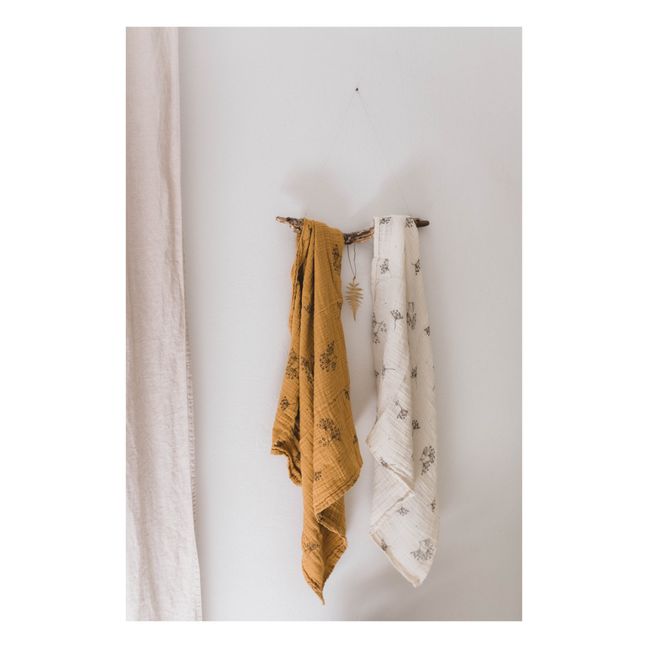 Bianca Ombrelle Swaddling Cloth | Crudo