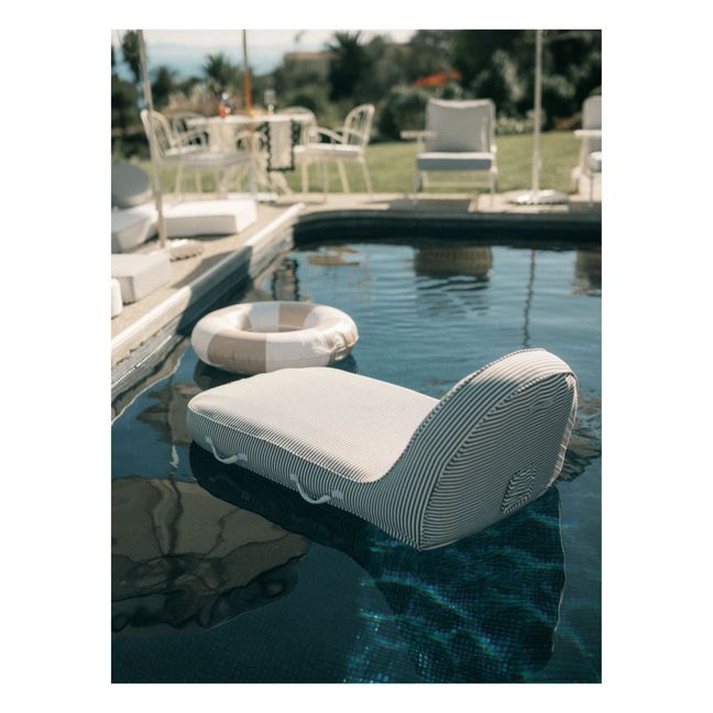 Floating pool mattress | Azul Marino