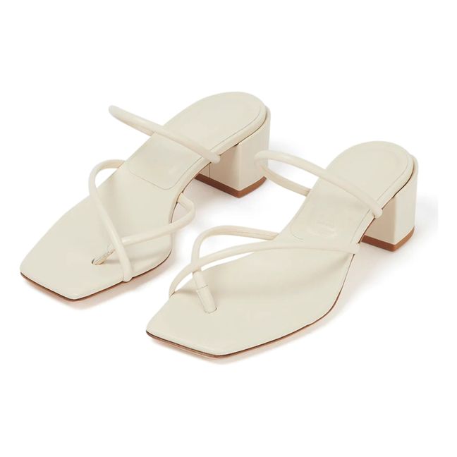 Issa Mules | Crema