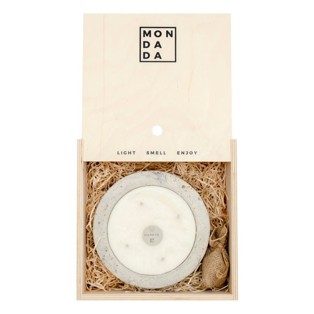 Fire me up M Scented Candle | Grey