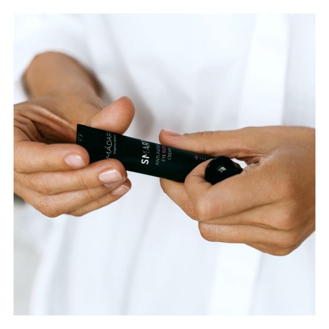Smart Feuchtigkeitsspendende Augencreme gegen Müdigkeit - 15 ml