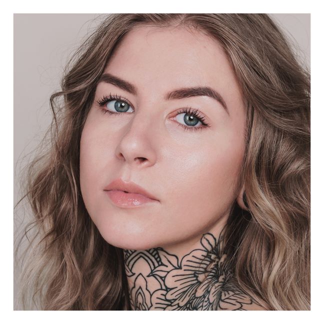 Skin Equal Glow Foundation - 30 ml | Rose Ivory