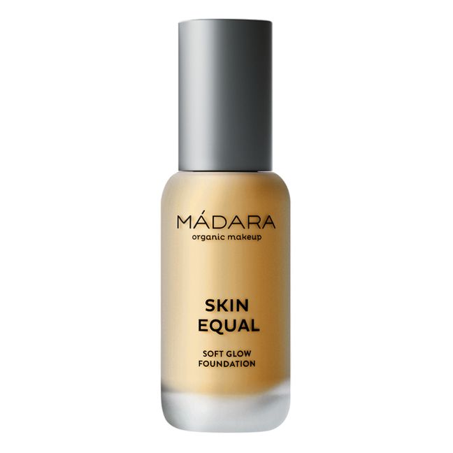 Skin Equal Radiance Foundation - 30 ml | Olive