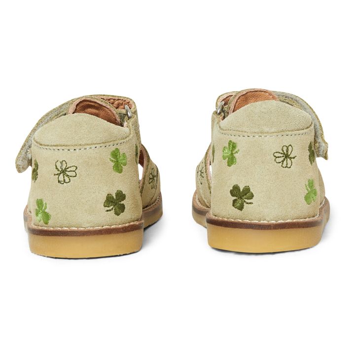 Embroidered Suede Clover Sandals x Uniqua Capsule Collection | Verde Pálido- Imagen del producto n°2
