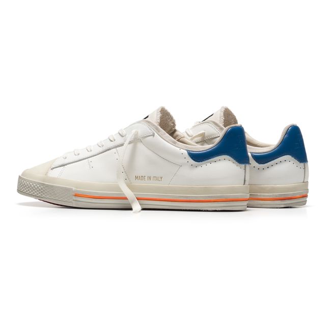 Starless Low Rise Sneakers