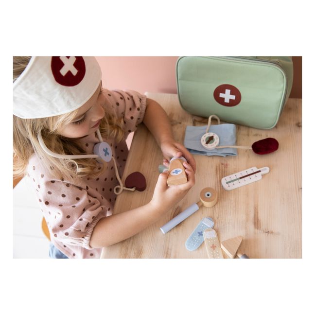 Doctor's case and accessories
