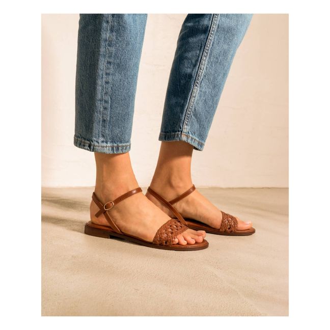 N°126 Flat Leather Sandals | Coñac