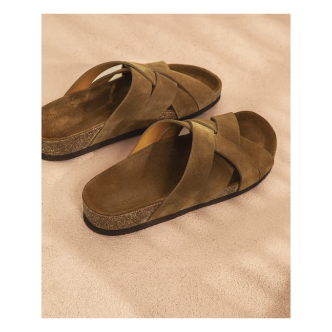 Suede N°65 Flat Sandals | Marrón