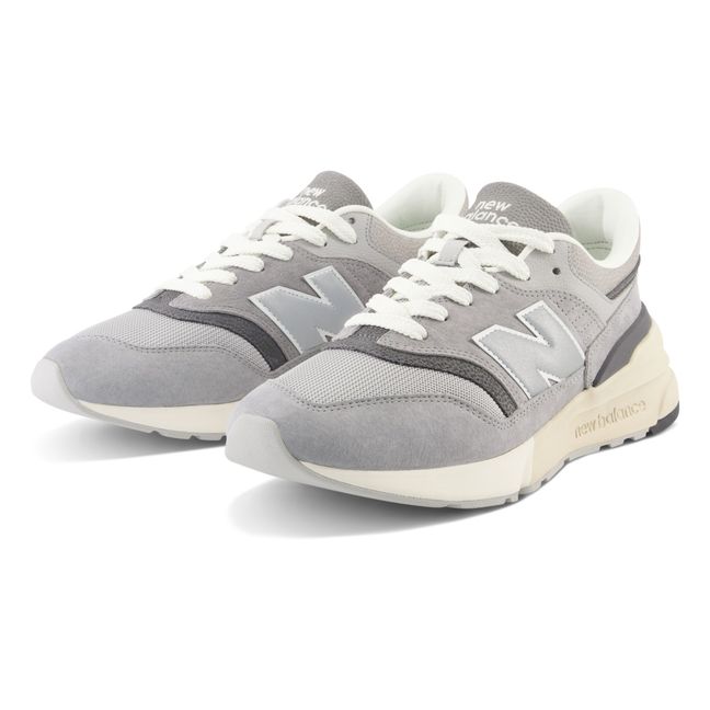 997R Sneakers | Grey