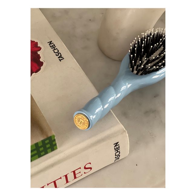 N°03 The Essential Soft Hairbrush - Sensitive Scalp | Light blue