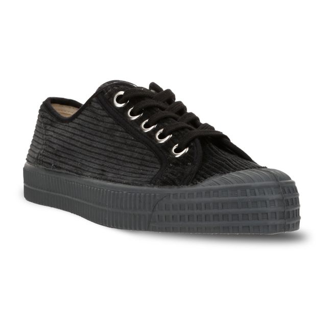 Star Master Corduroy Velvet Lace-up Sneakers | Black