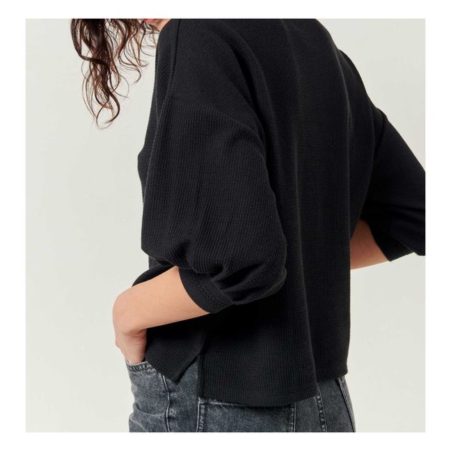 Sweat Tamarillo | Black