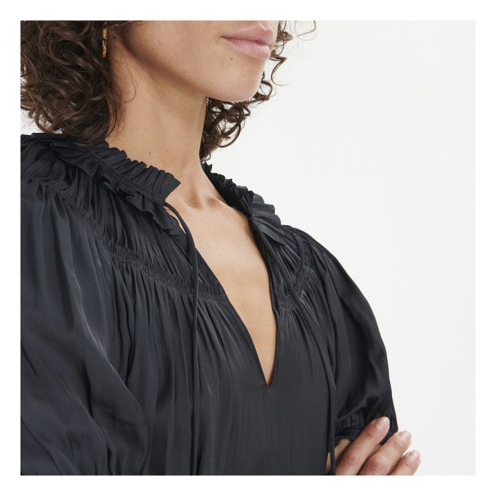Blusa de satén Eleni | Negro- Imagen del producto n°3