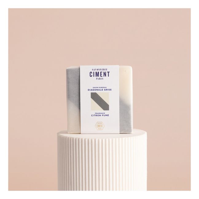 Savon surgras Diagonale Grise Citron fumé - 100 g