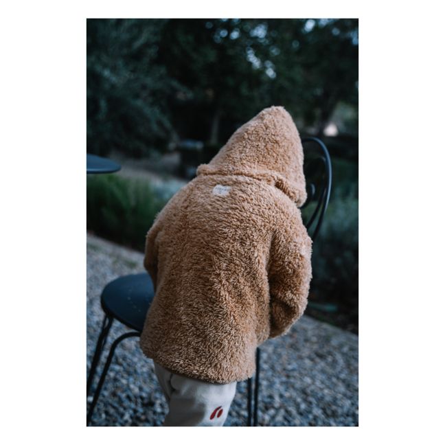 Kapuzenjacke aus Bio-Baumwolle in Pelzoptik Teddybär | Beige
