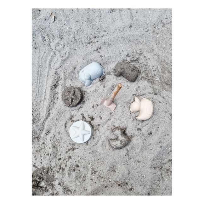 Kit di giocattoli da spiaggia in gomma naturale riciclata