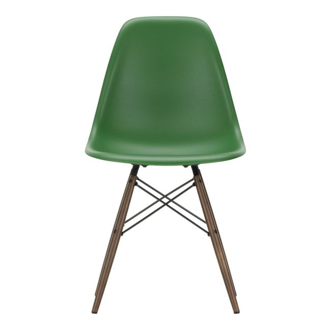 Chaise DSW plastic - piètement érable  - Charles & Ray Eames | Vert émeraude