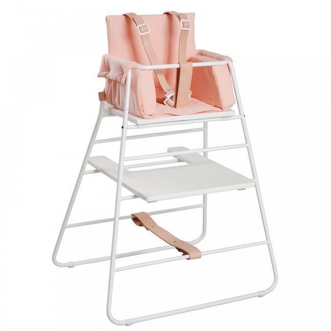 Natural security harness for the Towerchair highchair