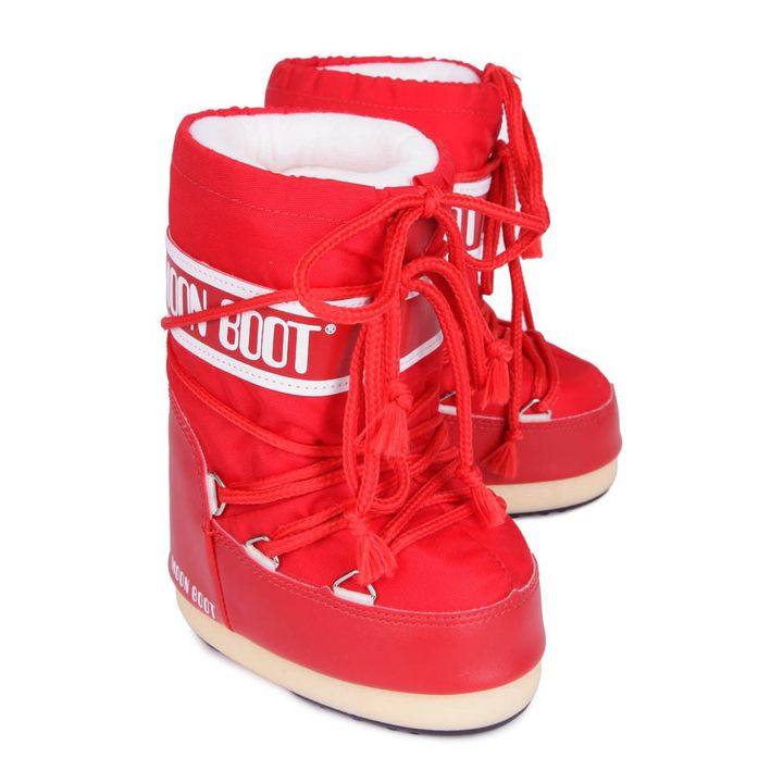 red and white moon boots