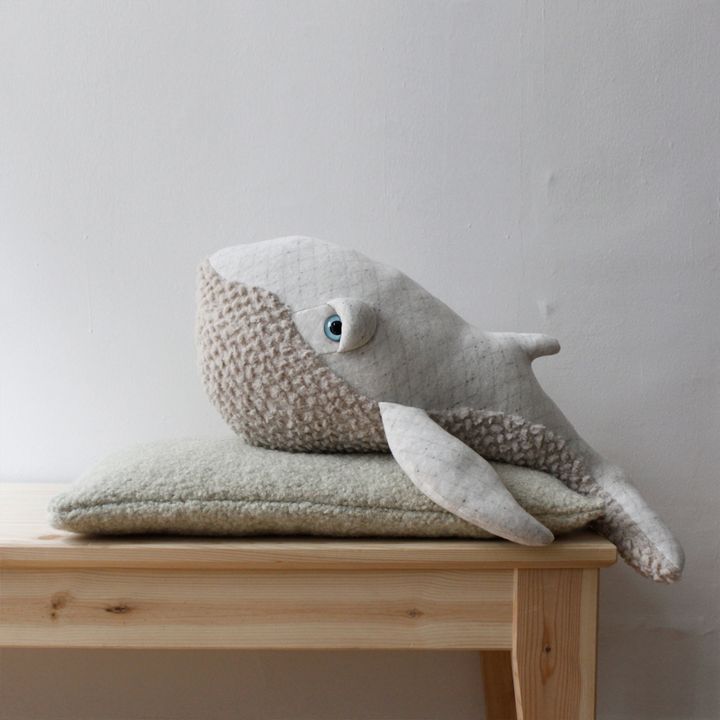 Albino Giant Whale Soft Toy - 62 cm | White- Product image n°3