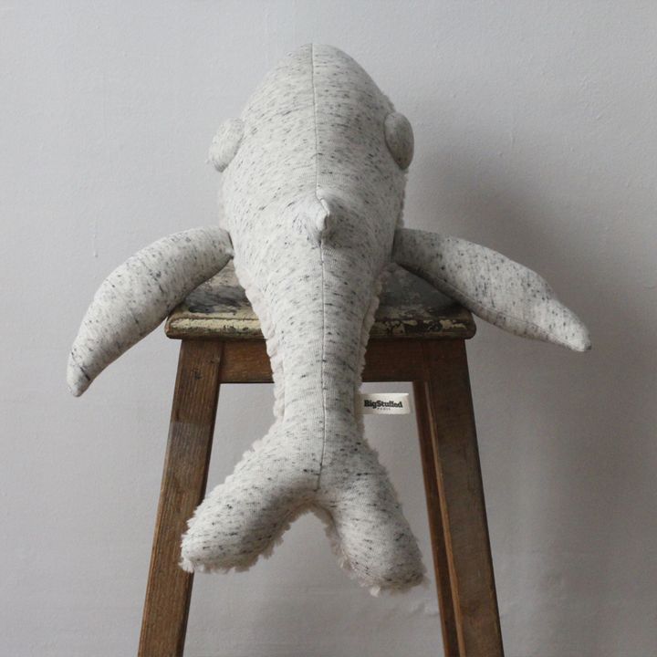 Original Giant Whale Soft Toy 62cm | Grey- Product image n°4
