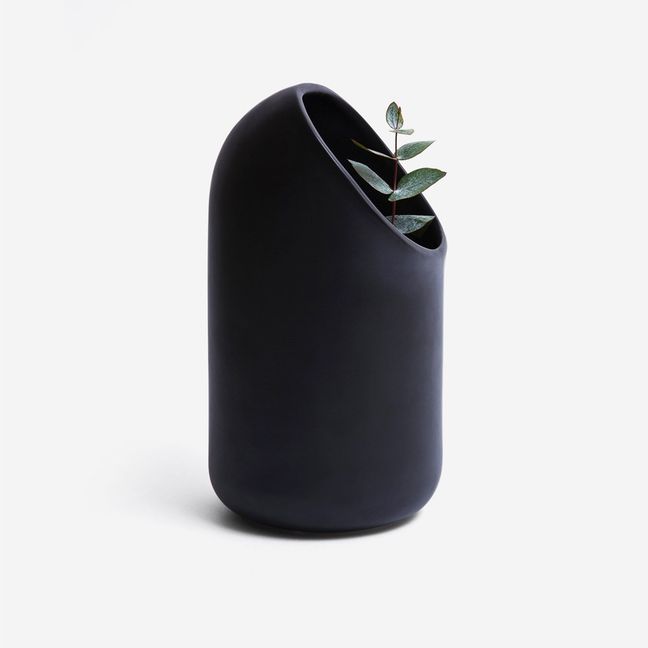 Ô Ceramic Vase, Ionna Vautrin | Black