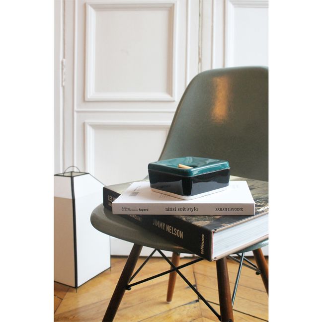 Sicilia Ashtray | Black Radish
