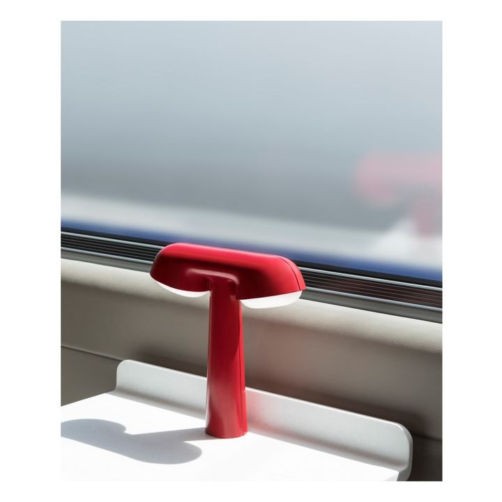 Lampe TGV Moustache x SNCF, Ionna Vautrin | Rouge- Image produit n°1
