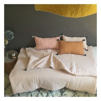 Annabel Kern Mantita acolchada de gasa de algodon plisada-listing